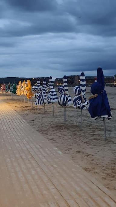 Le Cocooning-Studio Deauville Marina Avec Terrasse Vue Mer Et Plage Exteriör bild